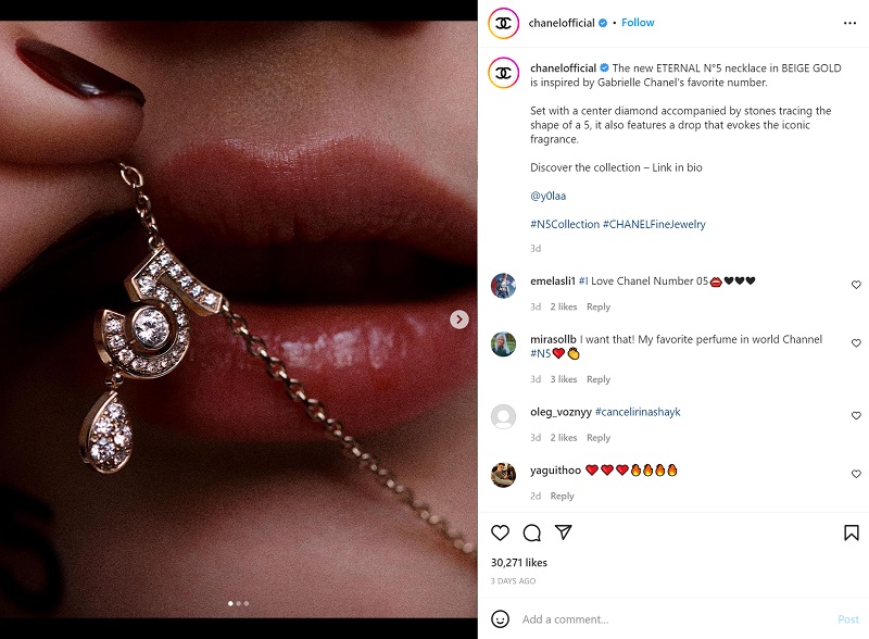 biżuteria ze strategii marketingowej chanel