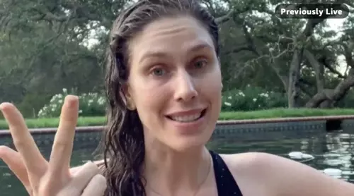 Amazon Live: 12 مثالًا من المؤثرين والبائعين والمصنعين 5 Cassandra Bankson - Skincare Nerd