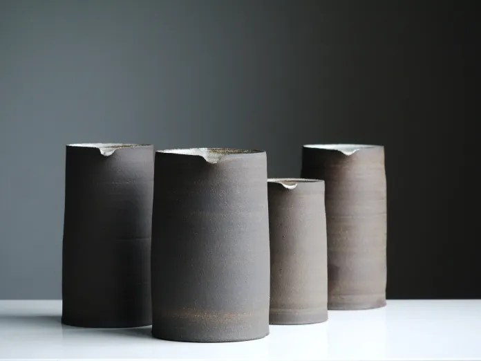 Jak rozpocząć odnoszący sukcesy biznes dropshippingowy weebly w 2022 roku 2 four gray jar on white surface