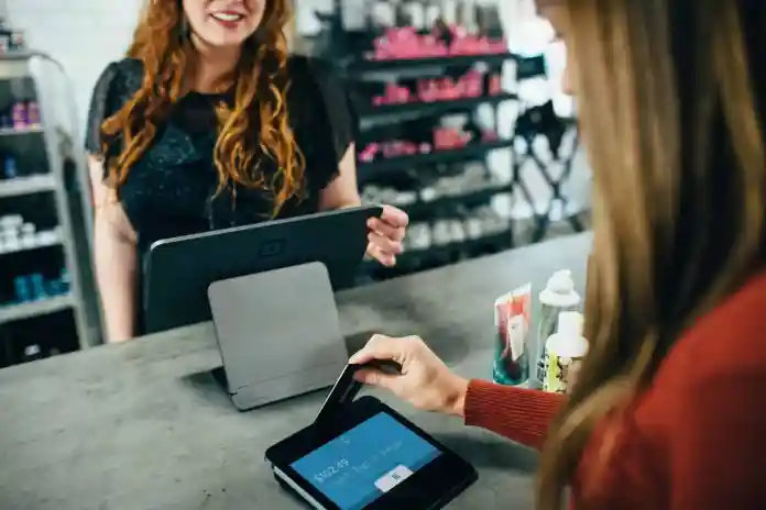 Ce este centrul de distribuție și rolul său în comerțul electronic 3 Customer
