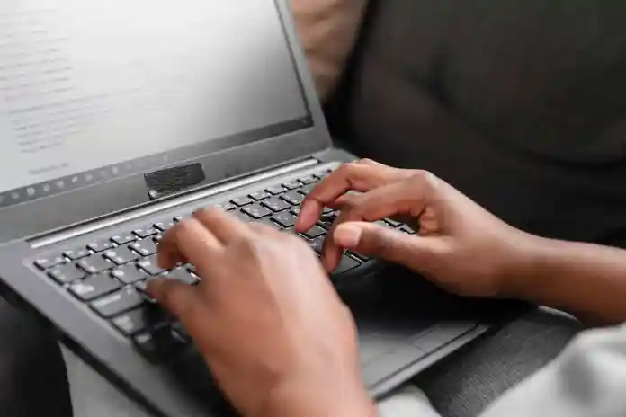电子商务营销:2022 年促进销售的类型和计划 3 Email