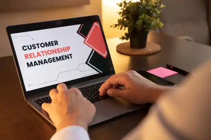 공급망 관리란 무엇입니까? 2022년 전자 상거래 회사에 도움이 되는 방법 3 improve CRM