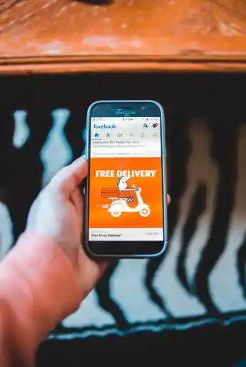 Migliori pratiche per la spedizione e-commerce per una migliore esperienza del cliente 4 Free delivery