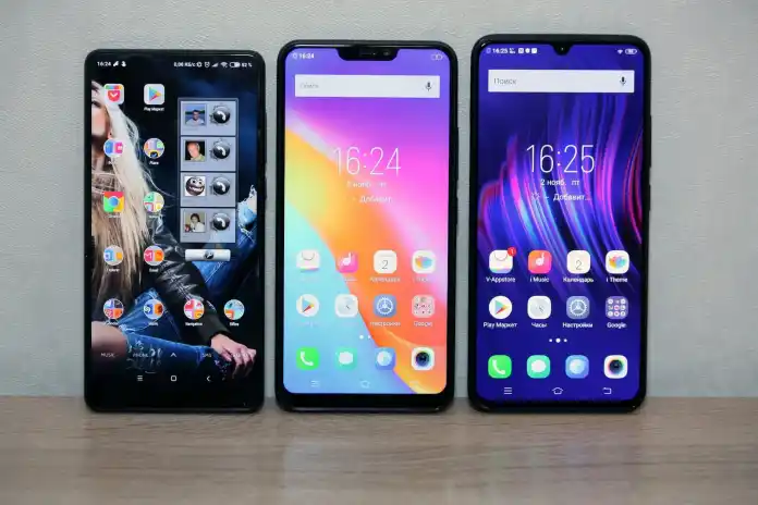 วงจรชีวิตผลิตภัณฑ์ 5 ขั้นตอน: วิธีใช้งานในธุรกิจของคุณ 4 smartphones