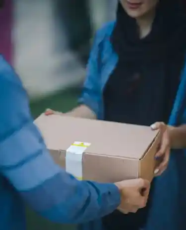 在线销售珠宝:2023 年如何销售以及在哪里销售 4 shipping