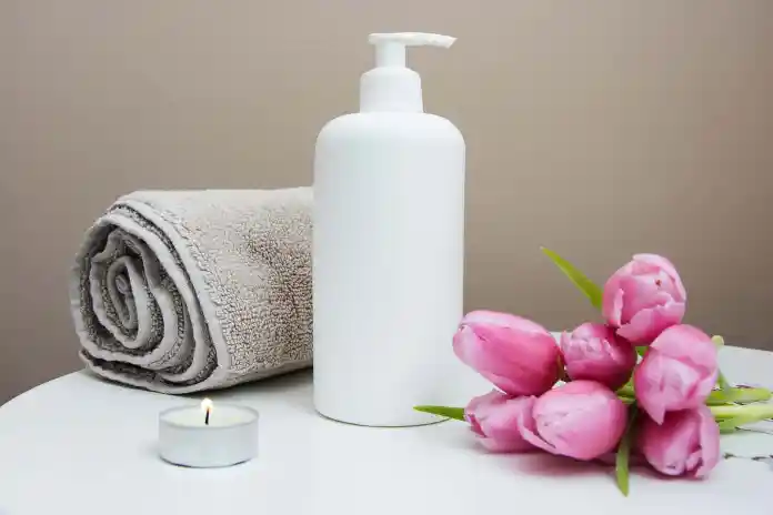 Beyaz etiketleme nedir? Satabileceğiniz 8 beyaz etiketli ürün 3 skincare