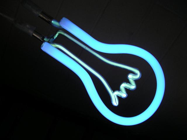 lâmpada ilustrando eletricidade