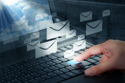 appuyez sur le bouton de la main et e-mail