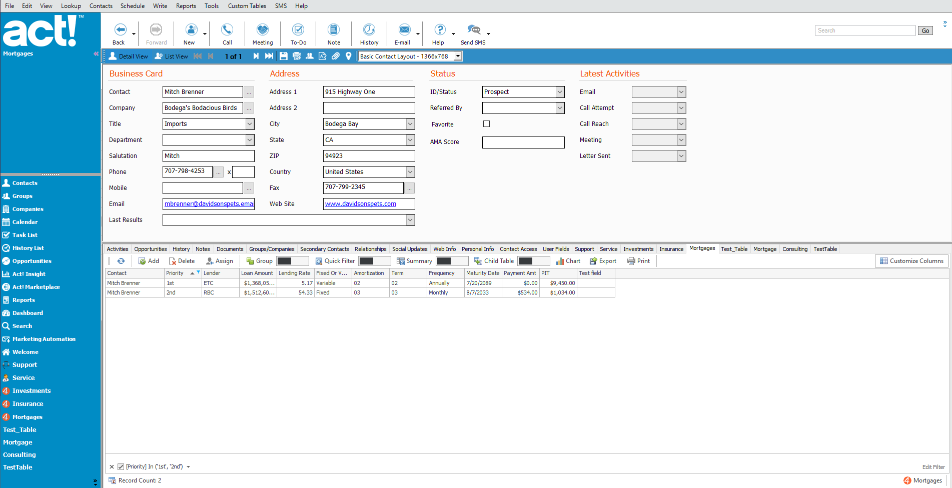 Datos de tablas personalizadas disponibles dentro de un registro de contacto de cliente individual
