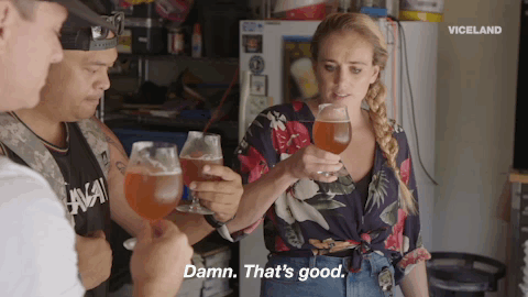 维州喝精酿啤酒 gif