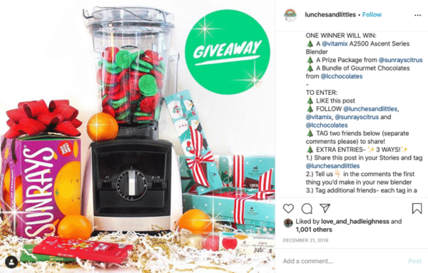 Post virale di Instagram da Lunches + Littles with Sunrays raggruppa cioccolatini e frullatore