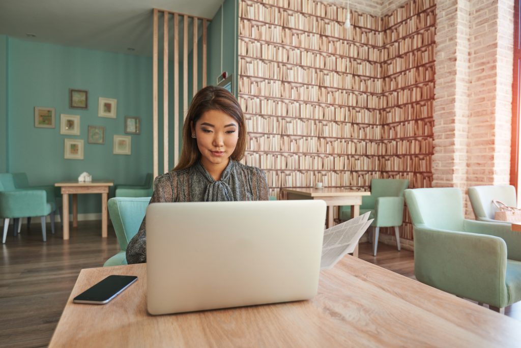 您的专业文案可以结合 SEO
