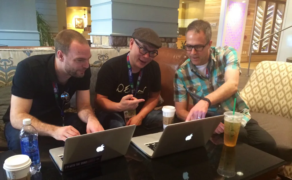 デイブクール、D。エドワード、チャンドラーコイルSXSW