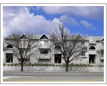 Craigslist Apartment Building Image